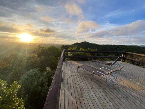 Chalé das Arapongas Santuário Bellatrix (Chale das Arapongas Santuario Bellatrix) in Campina Grande Do Sul