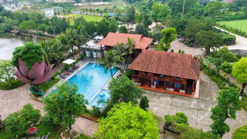 Khu DL ST Cánh Đồng Vàng – khách sạn tại Thị trấn Thiên Tôn