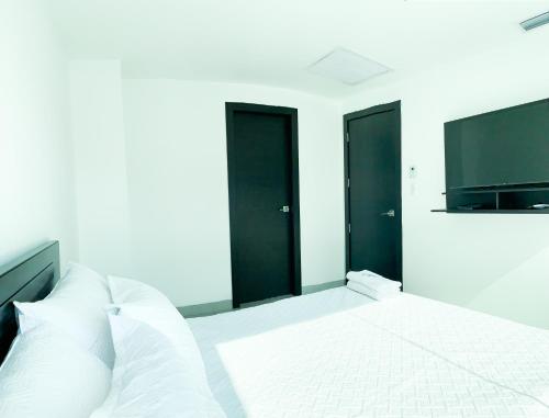 Two-Bedroom Apartment with City View image 10