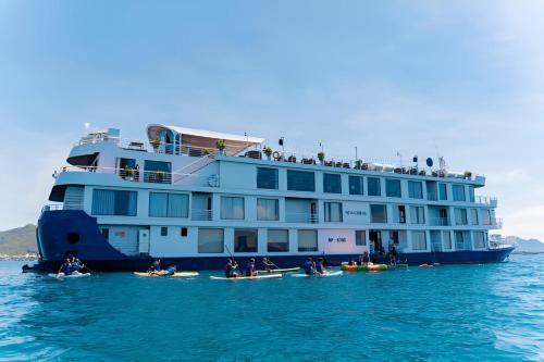 Sea Coral Cruise