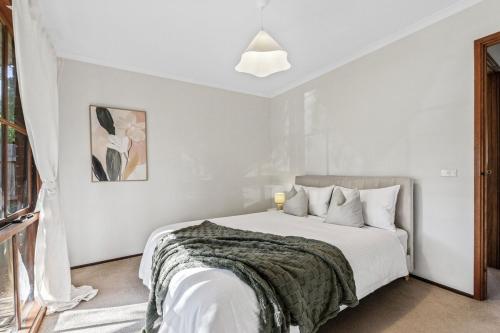 Tranquil Cul de Sac Family Retreat in Lilydale in 利利代爾