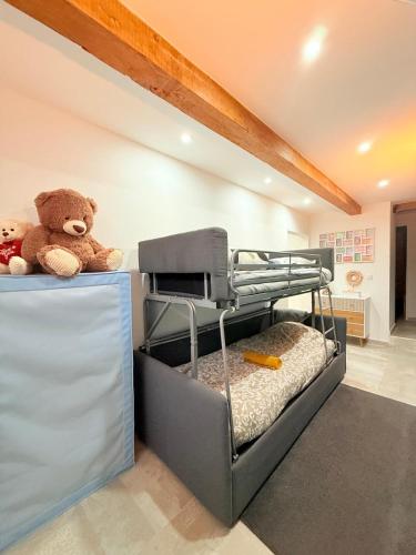 L1 Duplex 10P Jacuzzi Terrasse Vue Mer et Montagne, Marseille (photo 10)
