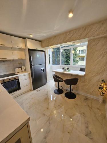 Apartment Home