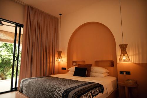 Deluxe King Studio room in Black Honey