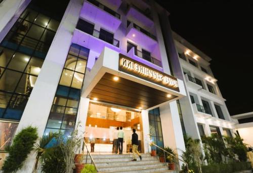 Exterior view, Hotel Sapp-Hire Inn Siwan Bihar in Siwan