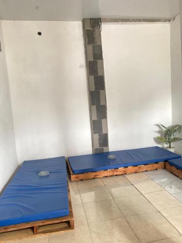  i Kuta på  m². Soveværelser: 1. Private badeværelser: 1. (Fi Hostel Kuta Lombok) in Lombok