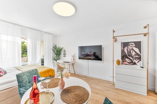 Goldstadt Pop-Art Apartment in พฟอร์ซไฮม์