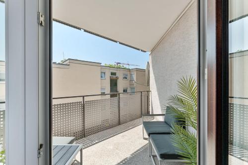 ระเบียง/ชานเรือน, Goldstadt Pop-Art Apartment in พฟอร์ซไฮม์