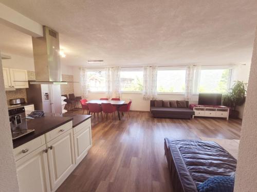 Apart Weinberg 1 - 8 Personen Ferienwohnung in إيمست