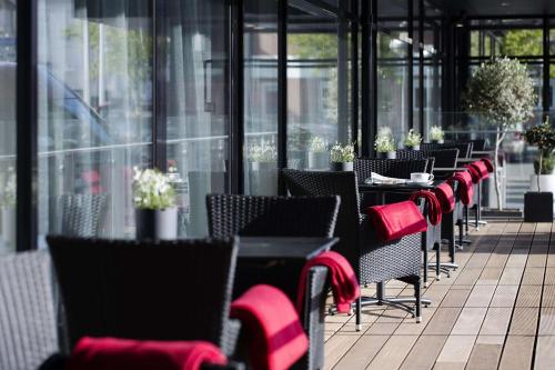 ทัศนียภาพภายนอกโรงแรม, Scandic Regina in เฮแนง