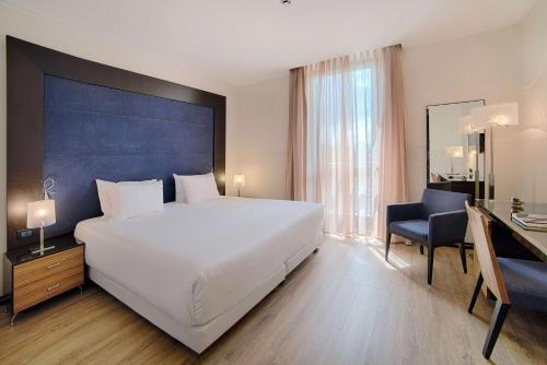 Superior Double or Twin Room with Balcony