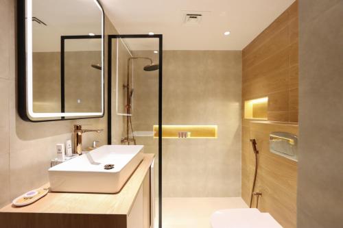 Studio with Big Balcony Walk to Beach Marina, Dubai (foto 4)