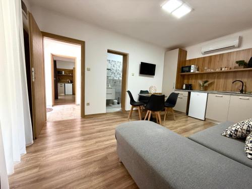 Zen apartmanház Gyula - Hôtel - Gyula