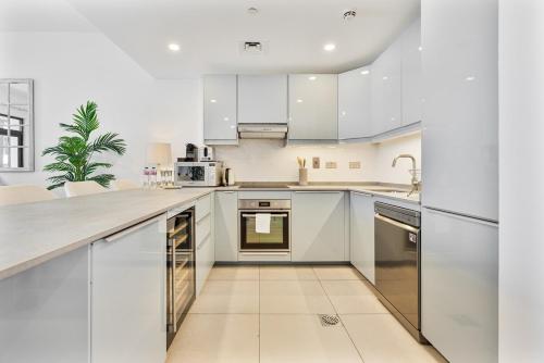 Serene 1BR Stay with Pool, Gym, & Kids Playground, Dubaj (zdjęcie 5)