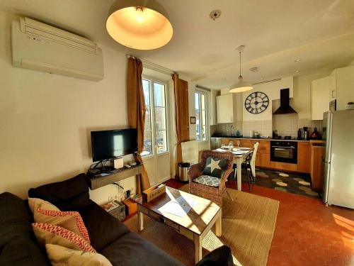 Two-Bedroom Apartment image 7