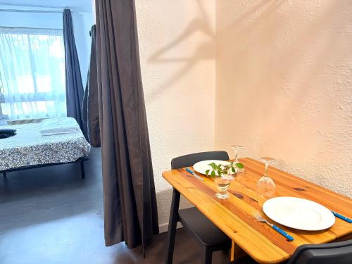 Studio N°1 Calme et fonctionnel in 帕賴勒莫尼亞勒