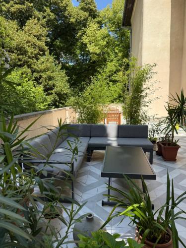 Superb Studio with 40 sqm Terrace in the Greens of Buda City Centre, Budapest (photo 2)