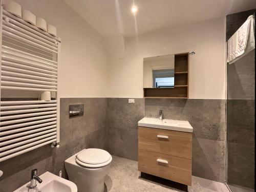 Suite San Domenico - Host by Traveller's Nest, Турин (фото 11)