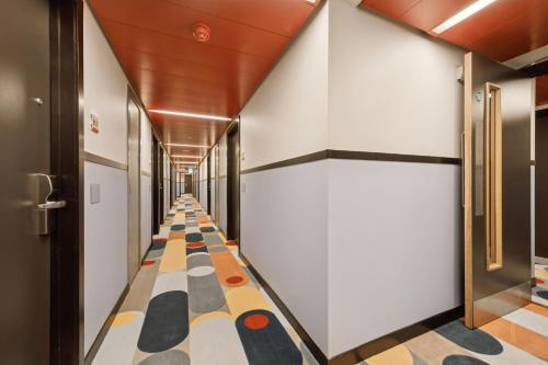 Haymarket Hub Hotel - image 6