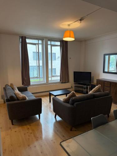 Large city centre apartment, Liverpool (photo 2)