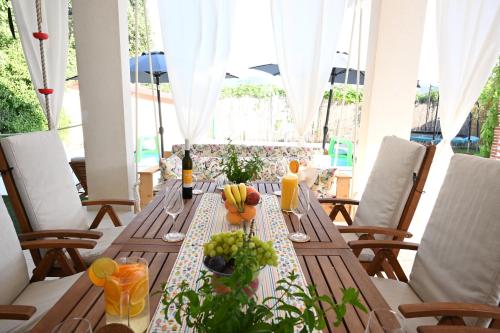 Skats, Unique retreat - Apartment Harmony with private pool in Gizdavac