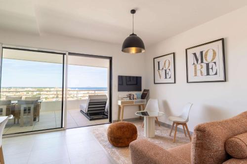 Apartment image 10