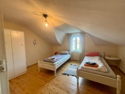 Quiet and Lovely 2 BDRM loft in the Old Centre, Sofia (Foto 6)