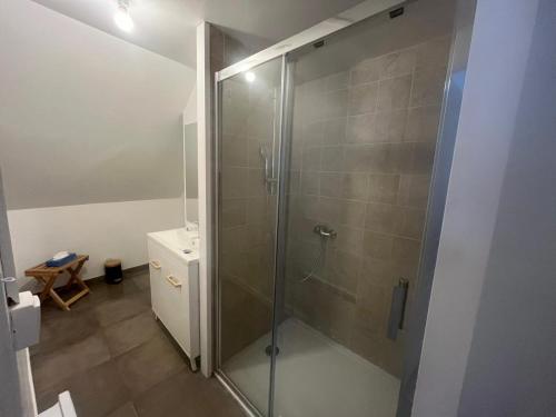 Shower, La Guyomarais - Gite Mer in Pledeliac