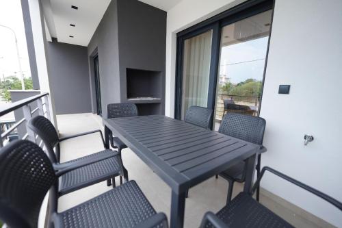 設施, Sunrise Luxury Apartments in 法拿里