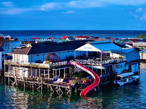ทัศนียภาพภายนอกโรงแรม, Aloha Mabul Scuba Lodge near เกาะมาบูล