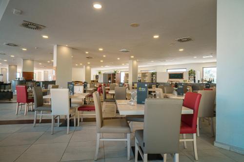 ห้องอาหาร, Ohtels Campo De Gibraltar in ลาลิเนียเดลาคอนเซพเซียน
