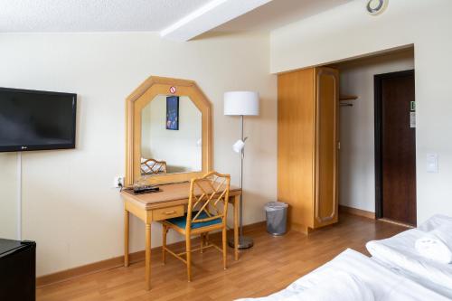 Hotel Seaport - image 7