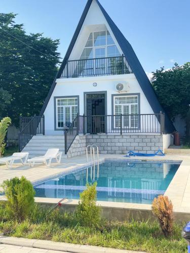 Vandam white charlet in Vandam