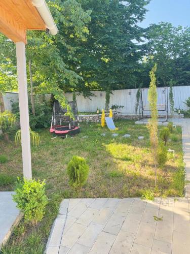 Vandam white charlet in Vandam