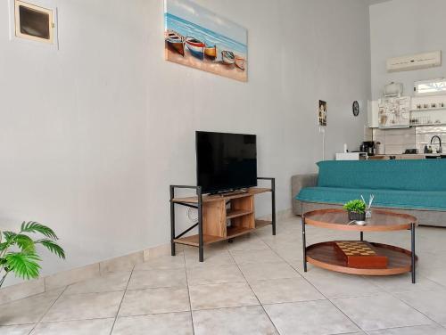 편의 시설/서비스, Old Cafe Apartment in 스칼라 칼리라치스