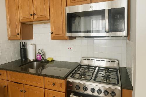 10 Min to NYC Quiet 1BR Flash Deal June 22 to 25 in 偉哈瓦肯