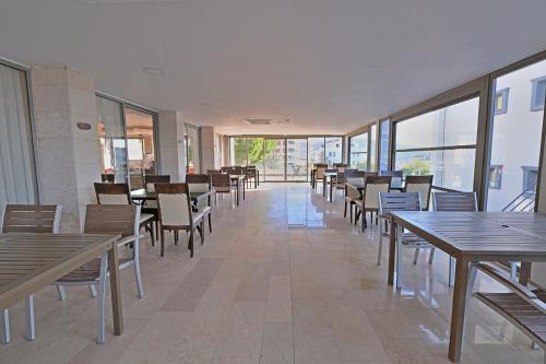 Calis Hotel - Tap to explore photos