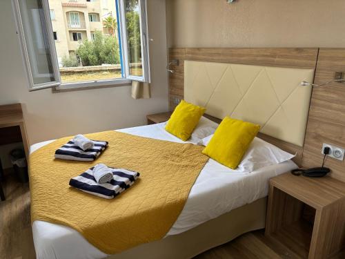 Hotel Bellevue - image 12