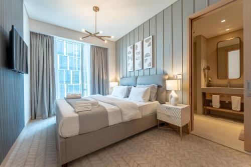 Luxurious 1BR Dubai Mall Burj Khalifa View pool, Dubaï (photo 3)