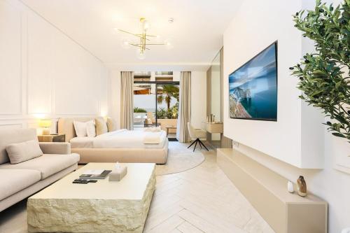 Stylish Studio Near Miracle Garden - Luxury Amenities & Style, Dubai (photo 8)