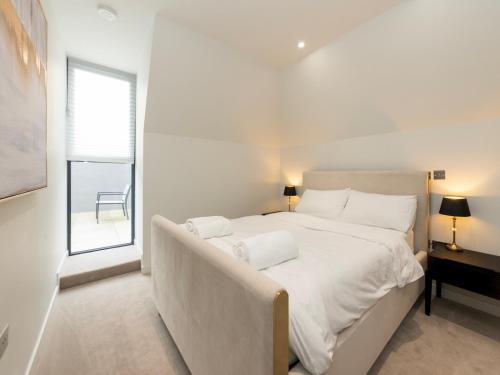 Stylish Central Flat with Private Rooftop Terrace Pass the Keys, Reading (fotografie 2)