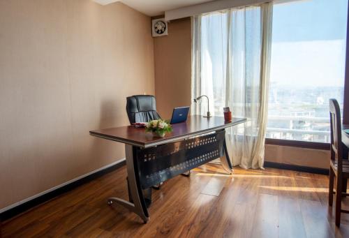 Apartment image 4