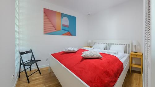 One-Bedroom Apartment image 7