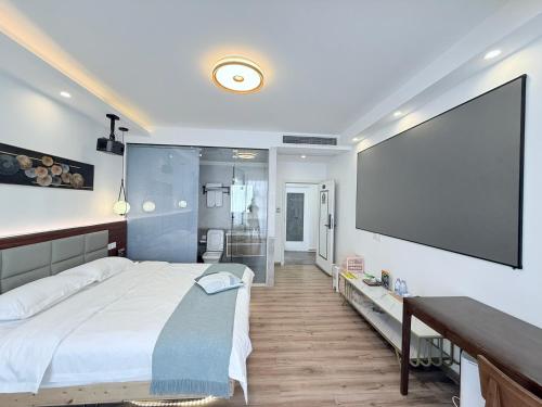1 queen bed