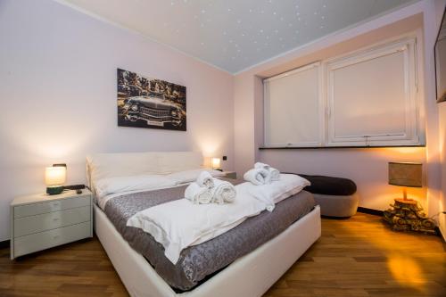 One-Bedroom Apartment image 1