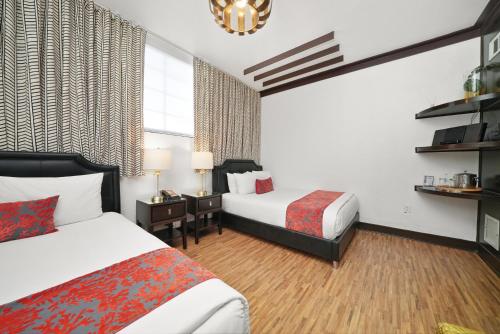 Standard Double Room room in Hotel Chelsea