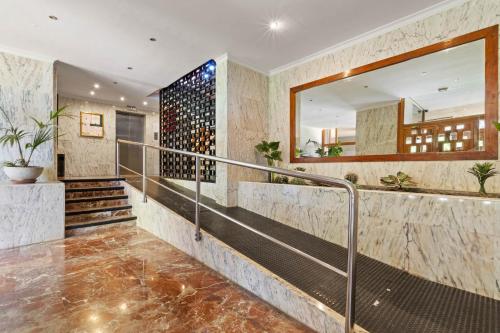 Two-Bedroom Apartment with Terrace image 7
