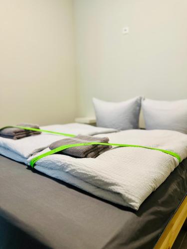 Neuwertiges Apartment mit schnellem WLAN, Netflix, Glasfaser, Kostenlose Privatparkplatz auch fur Tr in Freiberg am Neckar