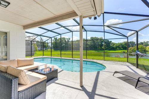 6 Mi to Disney World Lake-View Retreat with Pool!
