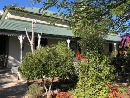 Victorian Olde Worlde charm in Hopefield